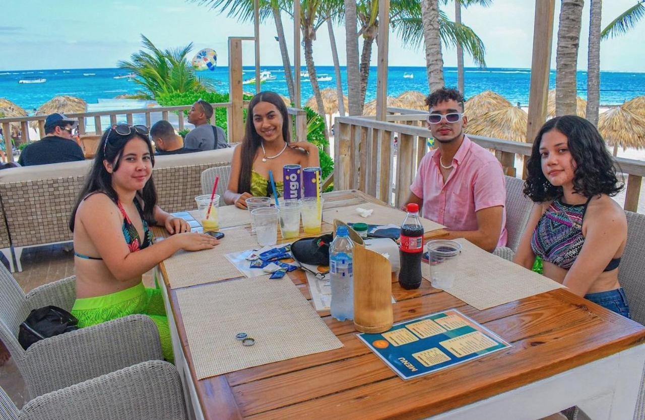 Los Corales Villas And Suites - Beach Club, Spa, Restaurants Station touristique
